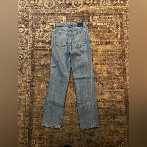 Abercrombie & Fitch
The 90s Straight Ultra High Rise 4 R - Picture 4 of 5